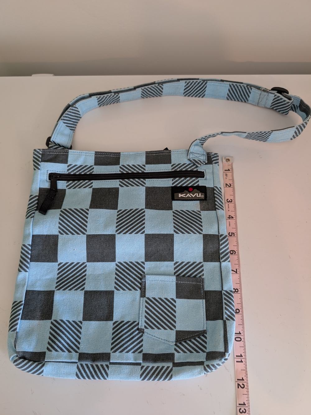 Kavu Light Blue & Gray Checkered Crossbody